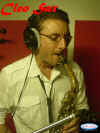 Cleo_sax_2.jpg (63056 byte)