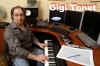 Gigi Tonet Tastiere.jpg (148048 byte)