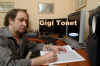 Gigi Tonet scrive musica web.jpg (138220 byte)